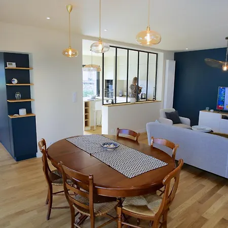 -ty Ar Mor- Belle Maison Corniche A 150m De La *