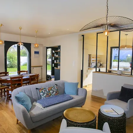 -ty Ar Mor- Belle Maison Corniche A 150m De La *